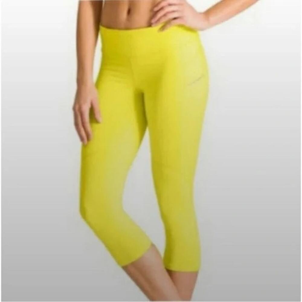 Athleta Neon Yellow Stride Capri Leggings Sz Medium